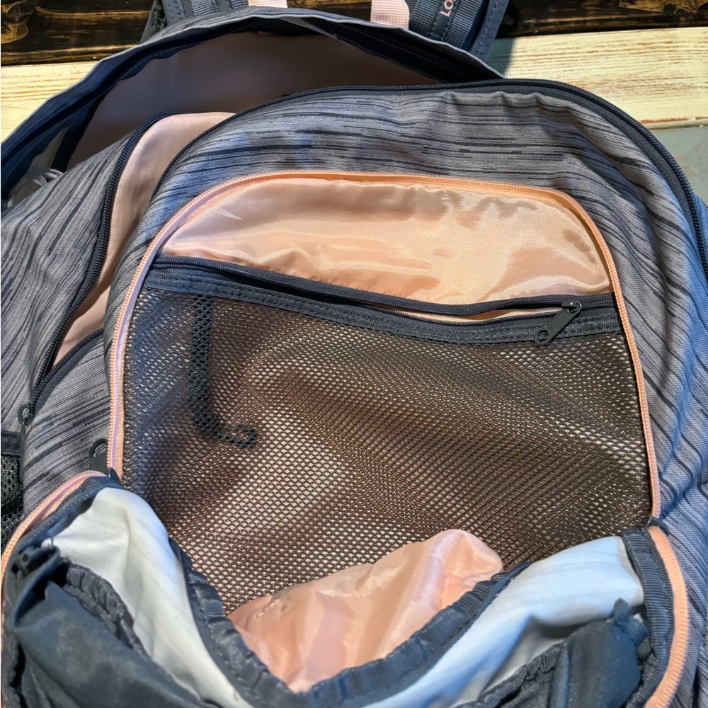 Adidas Backpack - Picture 7 of 8